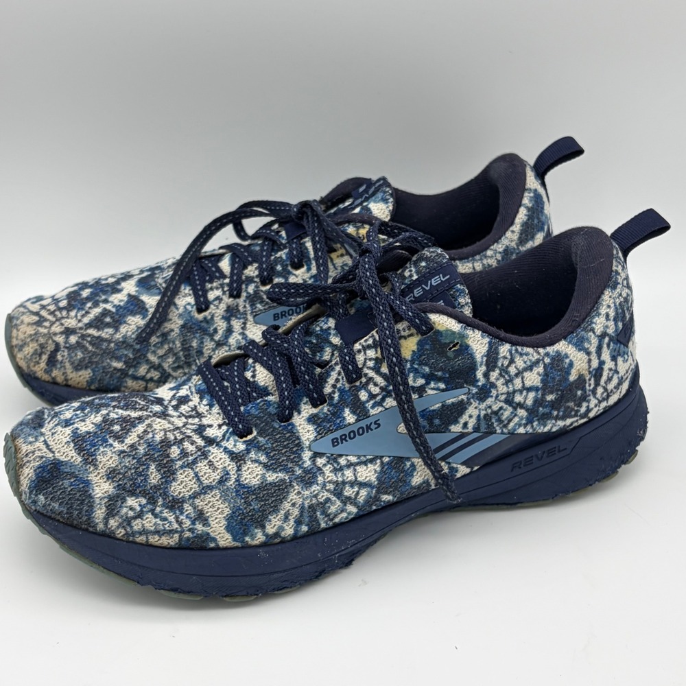 Brooks Revel 5 Mens 10 Running Shoes Blue White Graphic Print Knit Sneakers 10